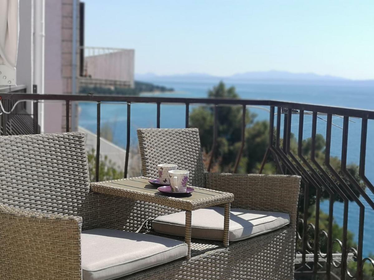 Apartman Studio Kod Ujevica Baska Voda Bagian luar foto
