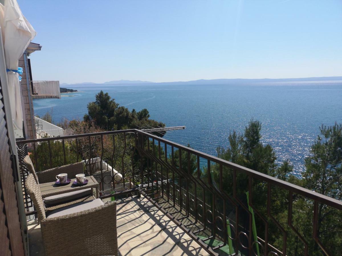 Apartman Studio Kod Ujevica Baska Voda Bagian luar foto